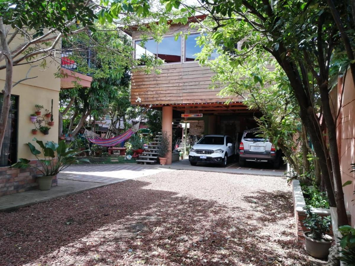 Casa Cora Lejlighed Heredia Eksteriør billede